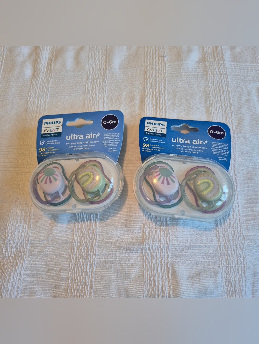 Avent 0-6 months ultra air pacifier set 2 pacifiers 1 carrying case x 2 sets NEW